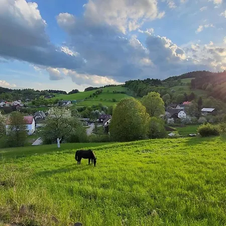 Hotel Nad Liptalem - Cely Objekt, Pobliz Domu Je Rekreacni Oblast Vsemina Vsetín